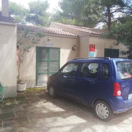 Es Pins Apartment Cala Blanca  Exterior photo